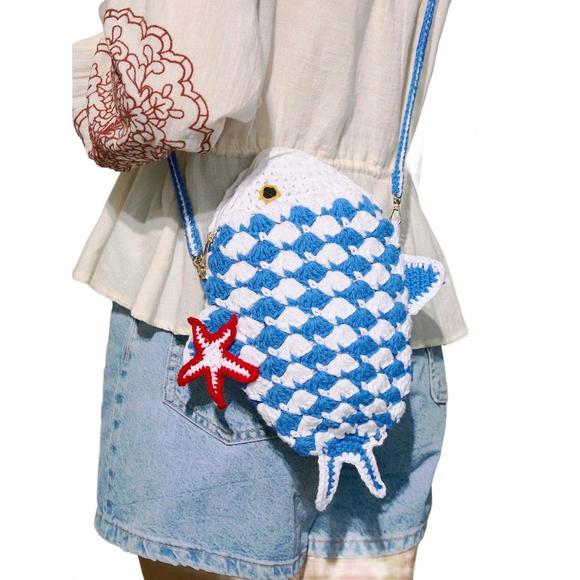 NEW HUNTER BELL fish crocheted purse in multi - Picture 1 of 6